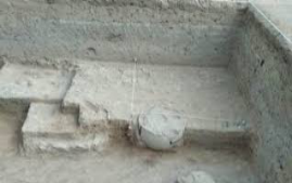Large Earthenware pot found in Keezhadi